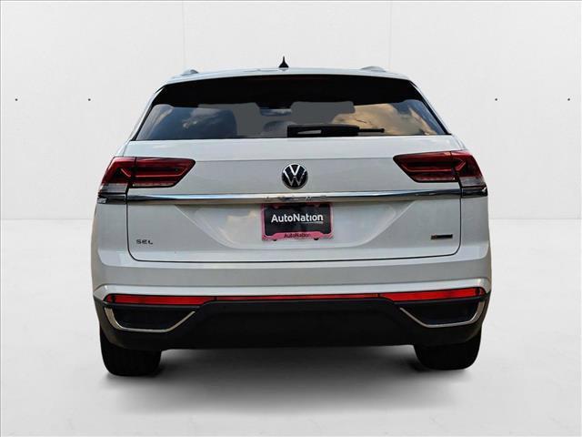 Photo of 2021 Pure White Volkswagen Atlas Cross Sport