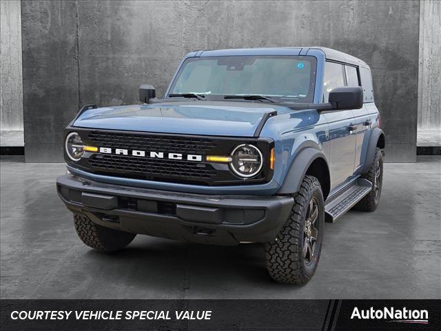 Photo of 2025 Azure Gray Metallic Tri-Coat Ford Bronco