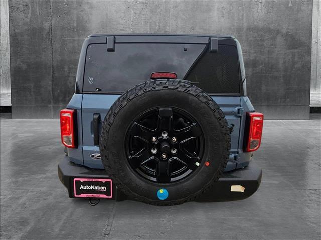 Photo of 2025 Azure Gray Metallic Tri-Coat Ford Bronco