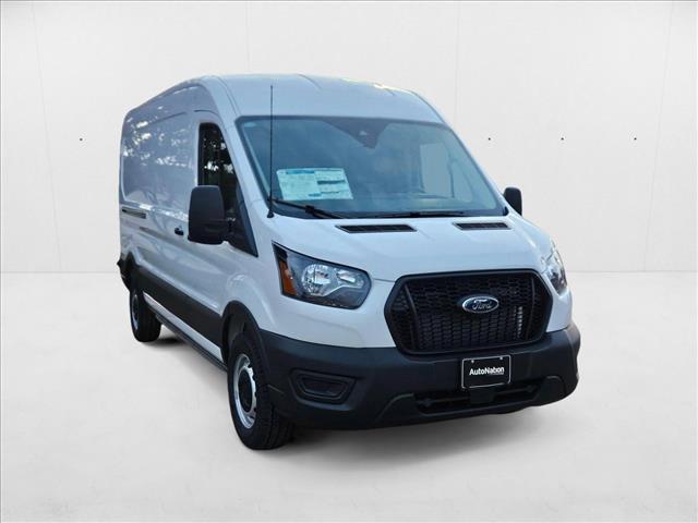 Photo of 2025 Oxford White Ford Transit-250