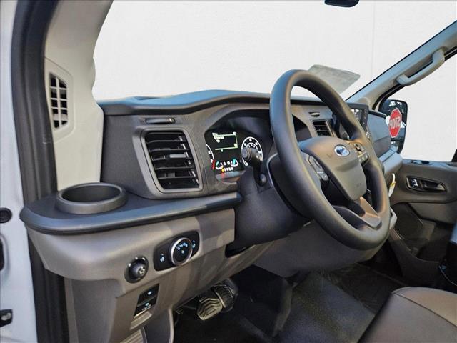 Photo of 2025 Oxford White Ford Transit-250