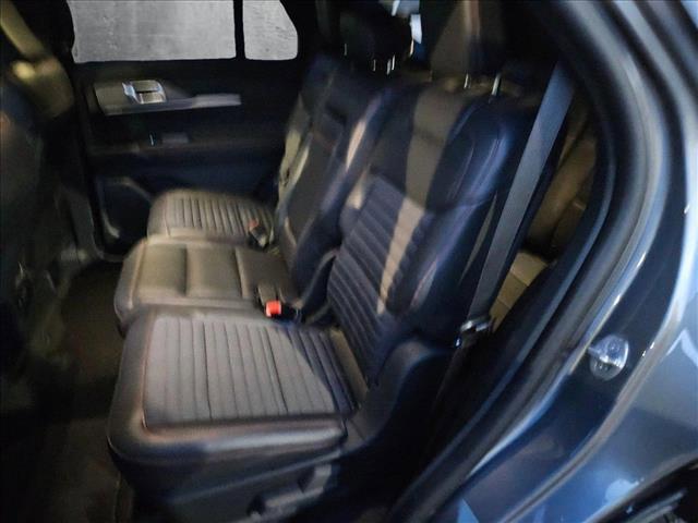 Photo of 2025 Carbonized Gray Metallic Ford Explorer