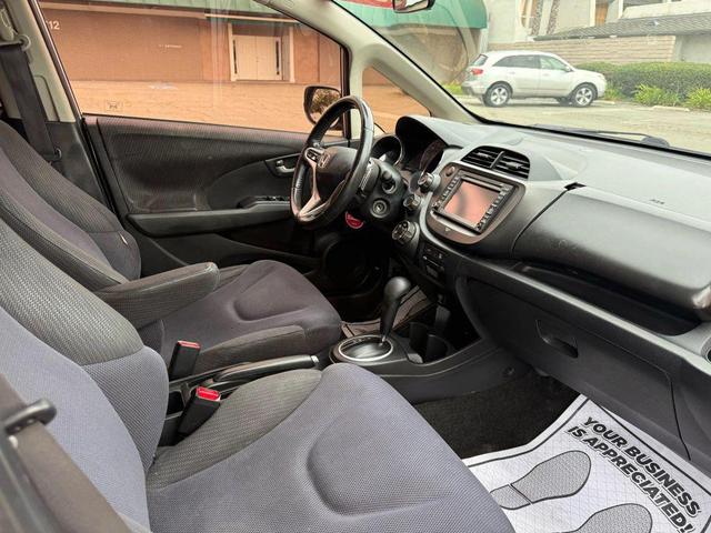 Photo of 2013 Silver Honda Fit
