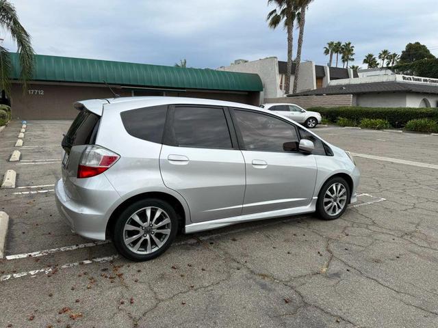 Photo of 2013 Silver Honda Fit