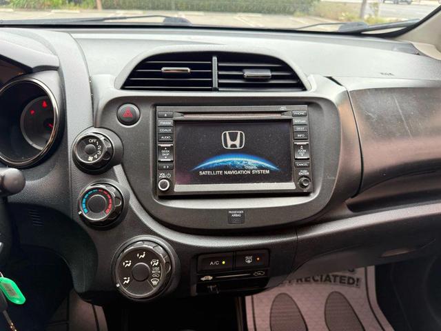 Photo of 2013 Silver Honda Fit