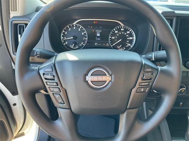 Photo of 2025 Glacier White Nissan Frontier