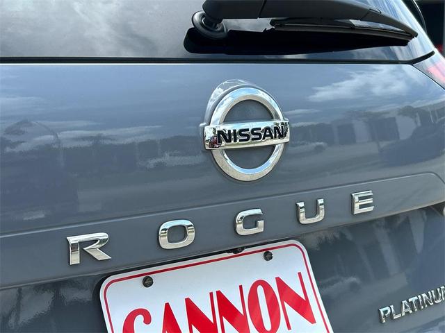 Photo of 2021 Boulder Gray Pearl Nissan Rogue
