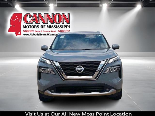 Photo of 2021 Boulder Gray Pearl Nissan Rogue