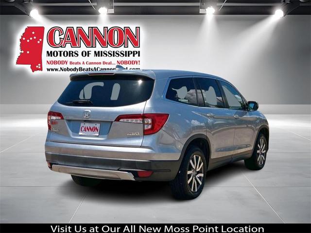 Photo of 2021 Lunar Silver Metallic Honda Pilot