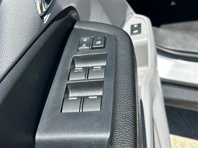 Photo of 2021 Lunar Silver Metallic Honda Pilot