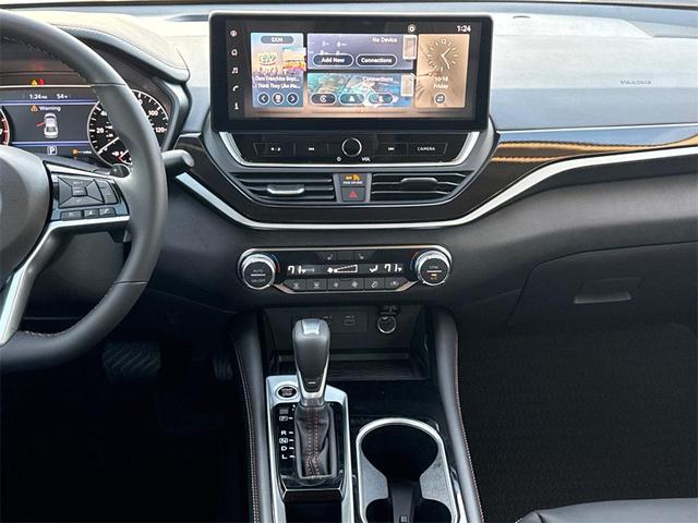Photo of 2025 Gray Sky Pearl Nissan Altima
