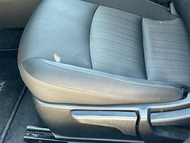 Photo of 2024 Glacier White Nissan Altima