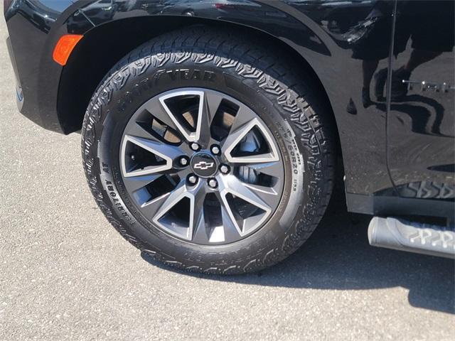 Photo of 2024 Black Chevrolet Tahoe