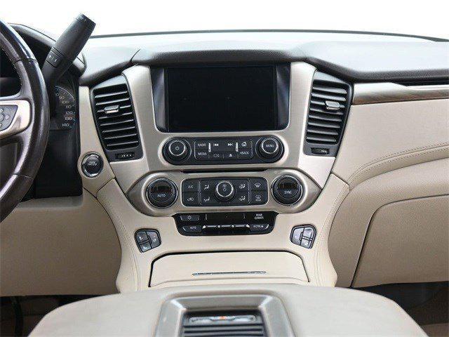 Photo of 2019 White Frost Tricoat GMC Yukon XL