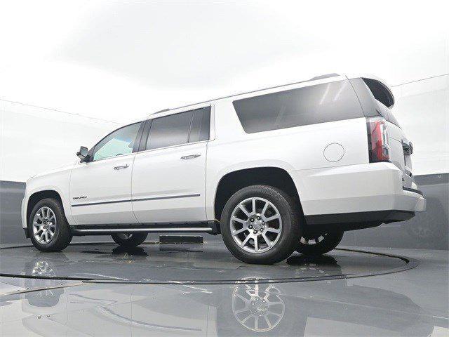 Photo of 2019 White Frost Tricoat GMC Yukon XL