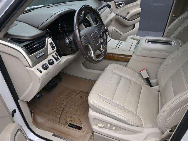 Photo of 2019 White Frost Tricoat GMC Yukon XL