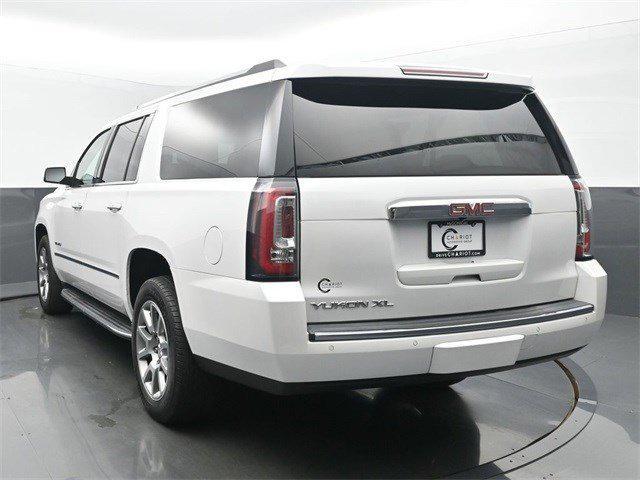 Photo of 2019 White Frost Tricoat GMC Yukon XL