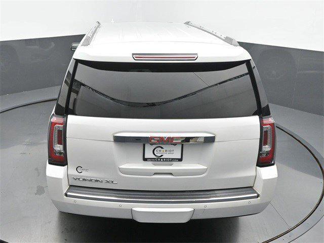 Photo of 2019 White Frost Tricoat GMC Yukon XL