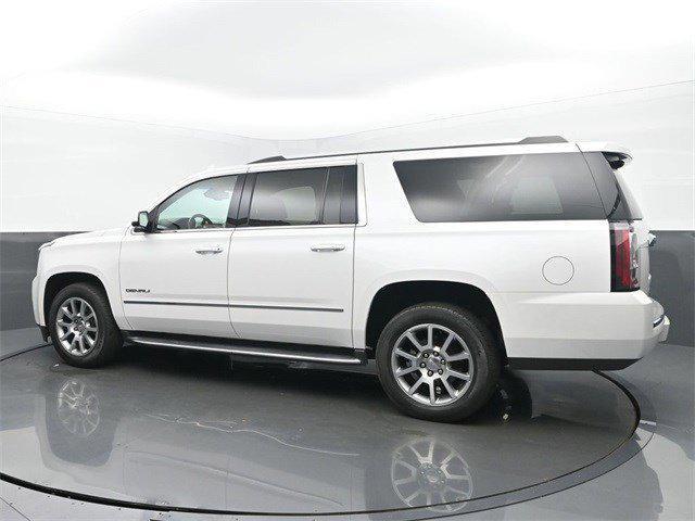Photo of 2019 White Frost Tricoat GMC Yukon XL