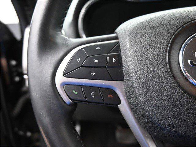 Photo of 2018 Diamond Black Crystal Pearlcoat Jeep Grand Cherokee
