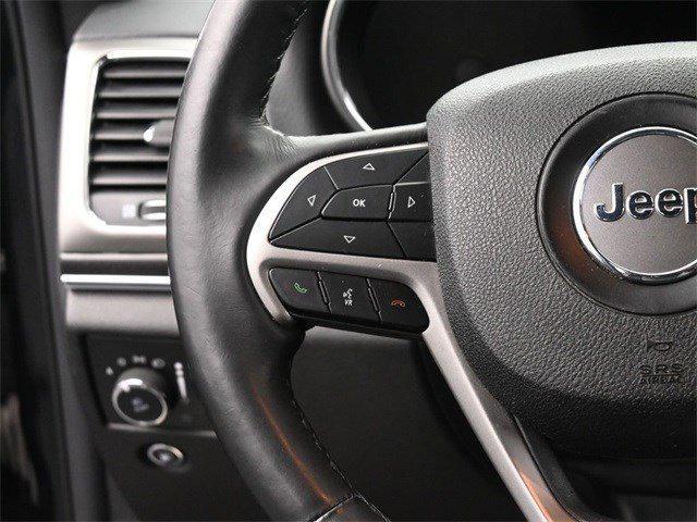 Photo of 2018 Diamond Black Crystal Pearlcoat Jeep Grand Cherokee