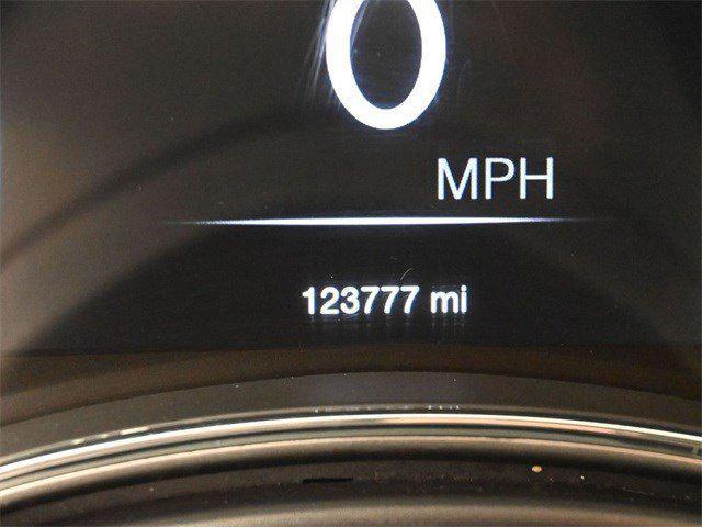 Photo of 2018 Diamond Black Crystal Pearlcoat Jeep Grand Cherokee