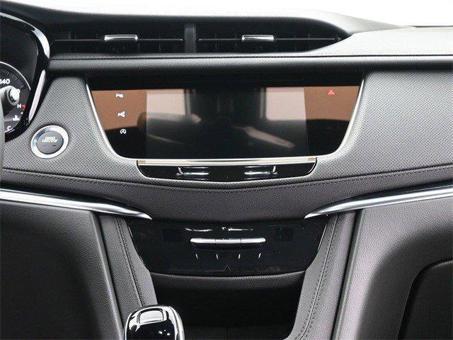 Photo of 2025 Argent Silver Metallic Cadillac XT5