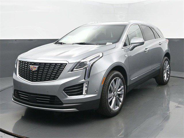 Photo of 2025 Argent Silver Metallic Cadillac XT5