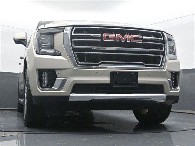 Photo of 2023 Pearl Beige Metallic GMC Yukon XL