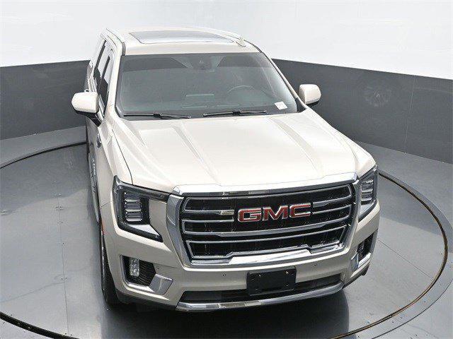 Photo of 2023 Pearl Beige Metallic GMC Yukon XL