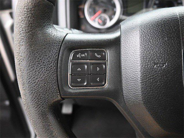 Photo of 2017 Bright Silver Metallic Clearcoat RAM 1500