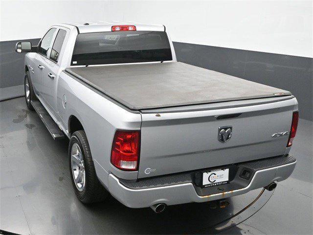 Photo of 2017 Bright Silver Metallic Clearcoat RAM 1500
