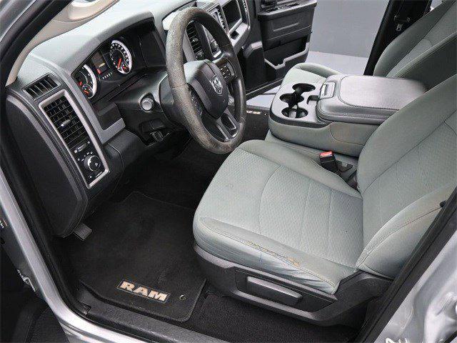 Photo of 2017 Bright Silver Metallic Clearcoat RAM 1500