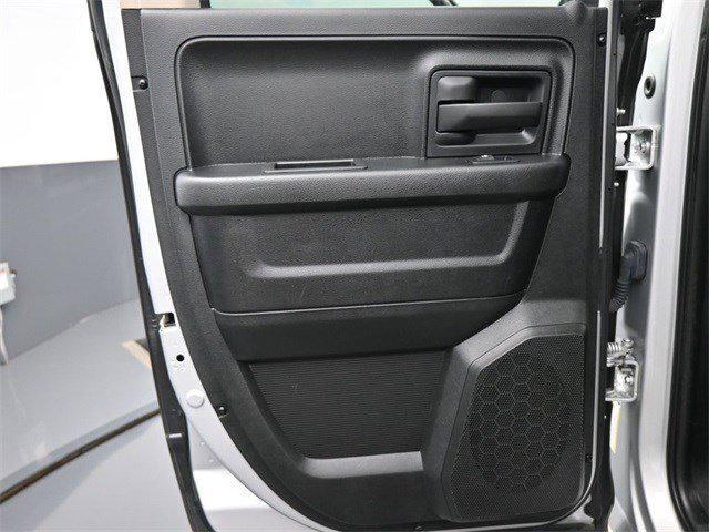 Photo of 2017 Bright Silver Metallic Clearcoat RAM 1500