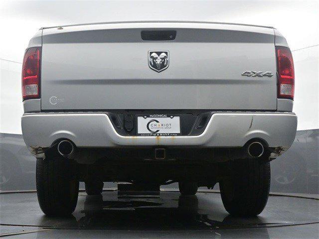 Photo of 2017 Bright Silver Metallic Clearcoat RAM 1500