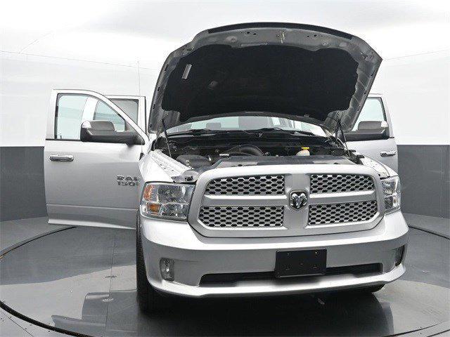 Photo of 2017 Bright Silver Metallic Clearcoat RAM 1500