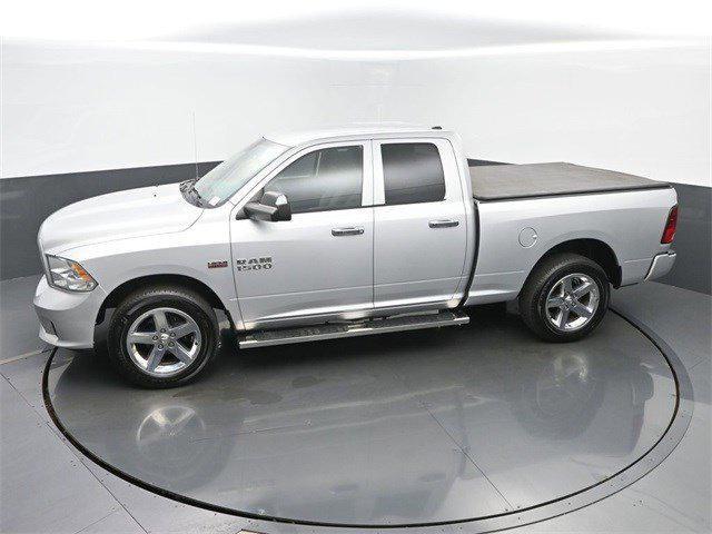 Photo of 2017 Bright Silver Metallic Clearcoat RAM 1500