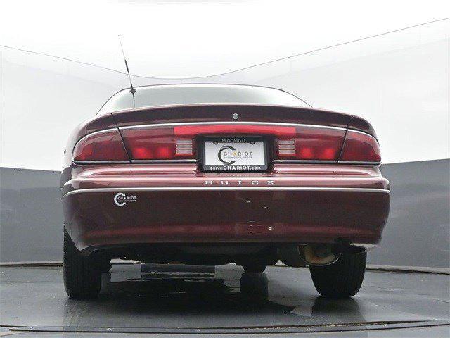 Photo of 2001 Bordeaux Red Pearl Buick Century