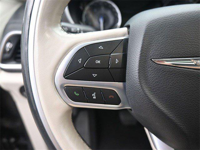 Photo of 2019 Granite Crystal Metallic Clearcoat Chrysler Pacifica