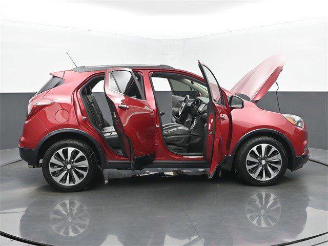 Photo of 2018 Winterberry Red Metallic Buick Encore