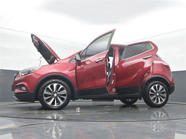 Photo of 2018 Winterberry Red Metallic Buick Encore