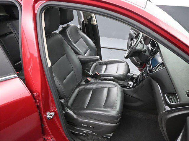 Photo of 2018 Winterberry Red Metallic Buick Encore
