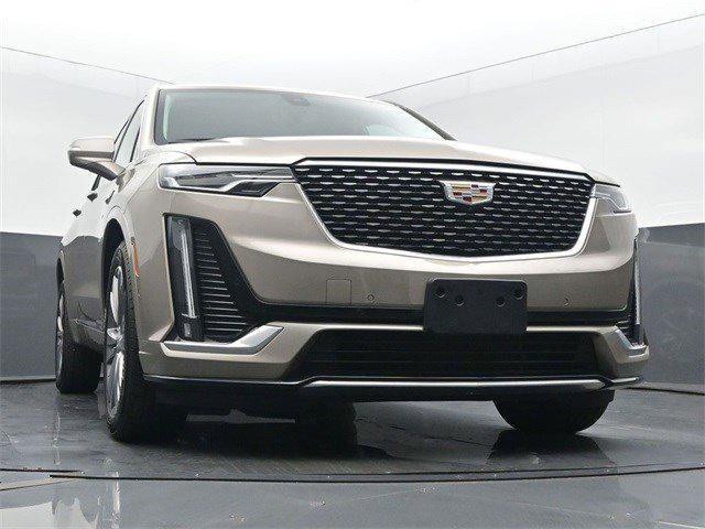 Photo of 2022 Latte Metallic Cadillac XT6
