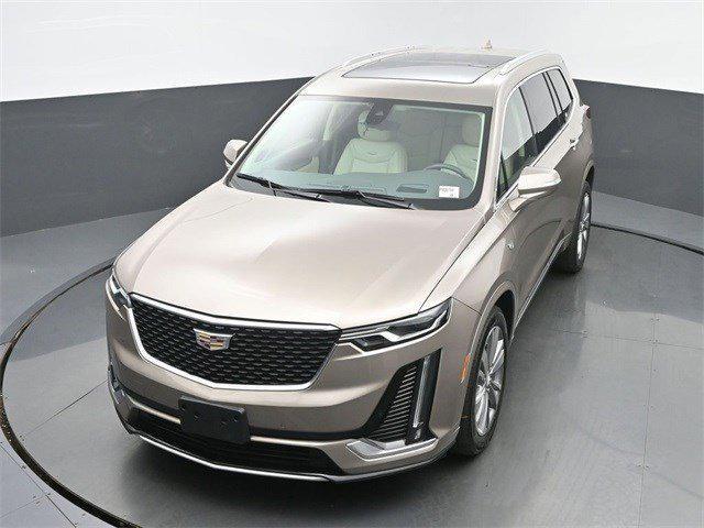 Photo of 2022 Latte Metallic Cadillac XT6