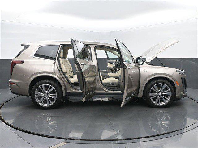 Photo of 2022 Latte Metallic Cadillac XT6