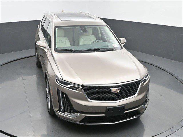 Photo of 2022 Latte Metallic Cadillac XT6