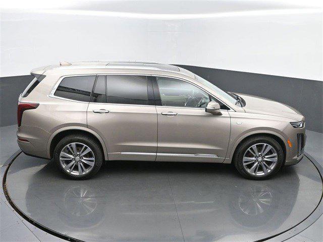 Photo of 2022 Latte Metallic Cadillac XT6
