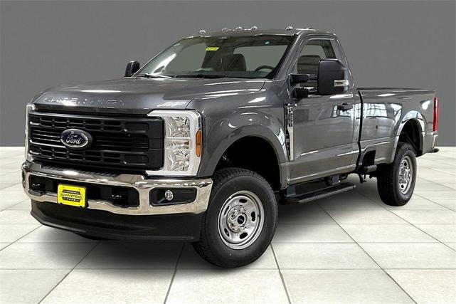 Photo of 2025 Carbonized Gray Metallic Ford F-250