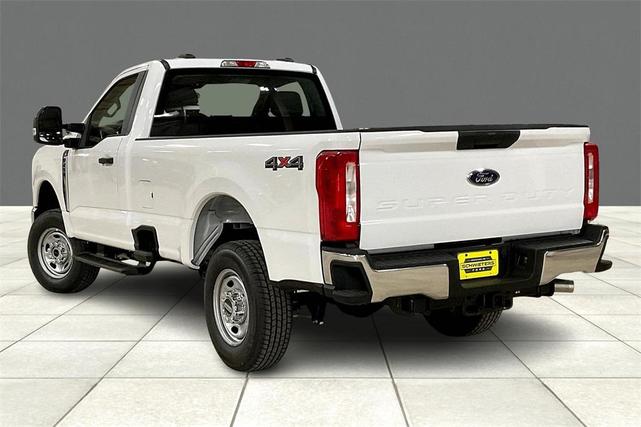 Photo of 2025 Oxford White Ford F-250