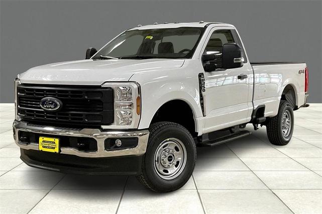 Photo of 2025 Oxford White Ford F-250